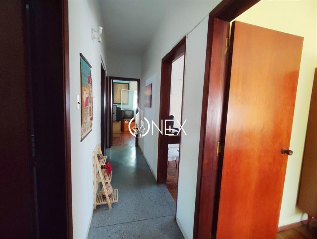 Casa en Venta (4 dorm.) + apto (3 dorm.) en Solymar a mts d
