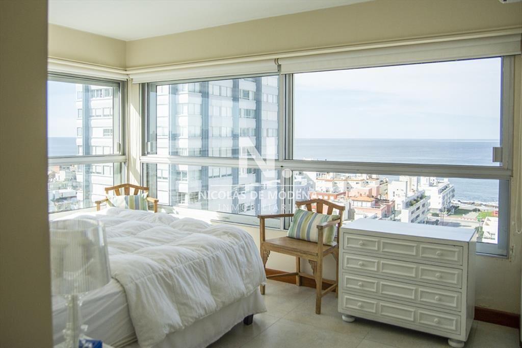 Departamento de 3 dormitorios en la peninsula de