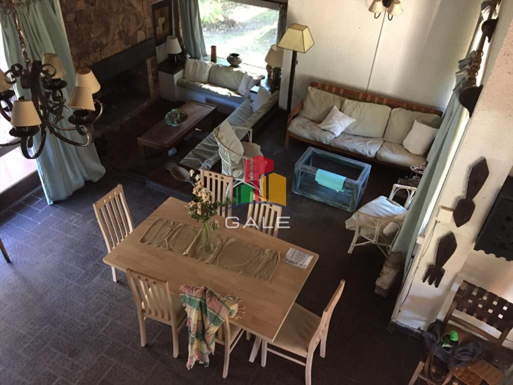 Linda casa en venta, zona cantegril