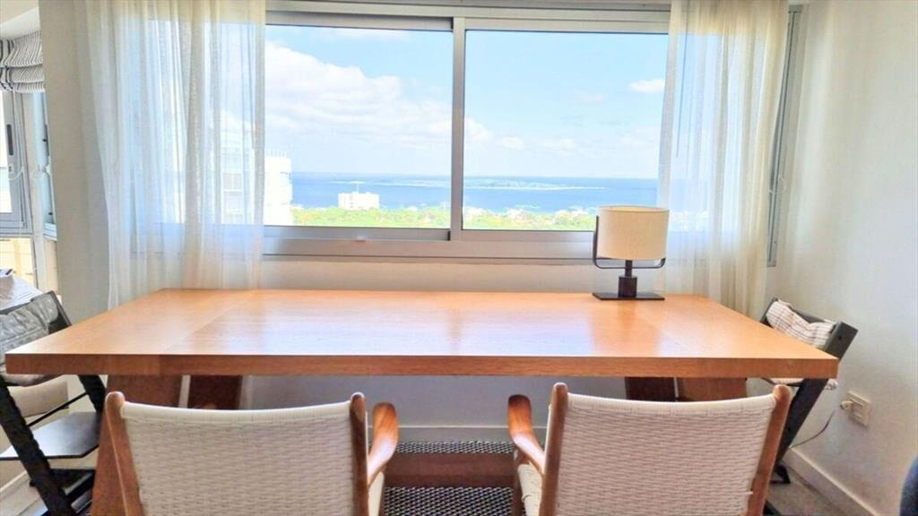 VENTA APARTAMENTO 4 DORMITORIOS PUNTA DEL ESTE