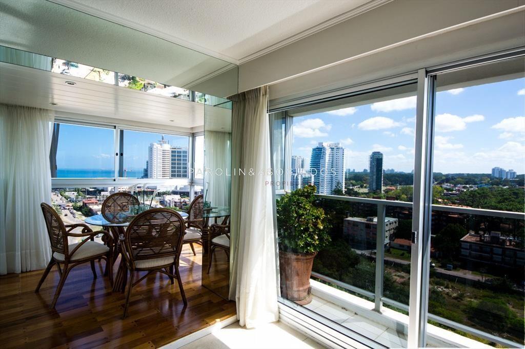 Apartamento en venta de 3 dormitorios en de Punta