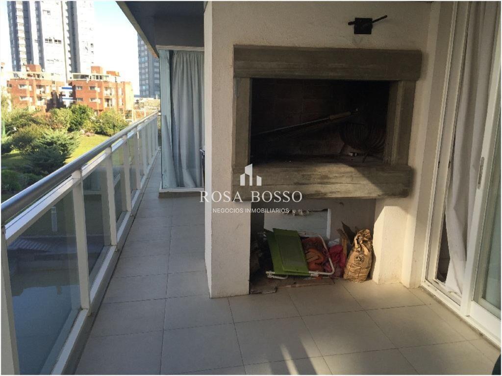 Apartamento en Brava, 1 dormitorios *