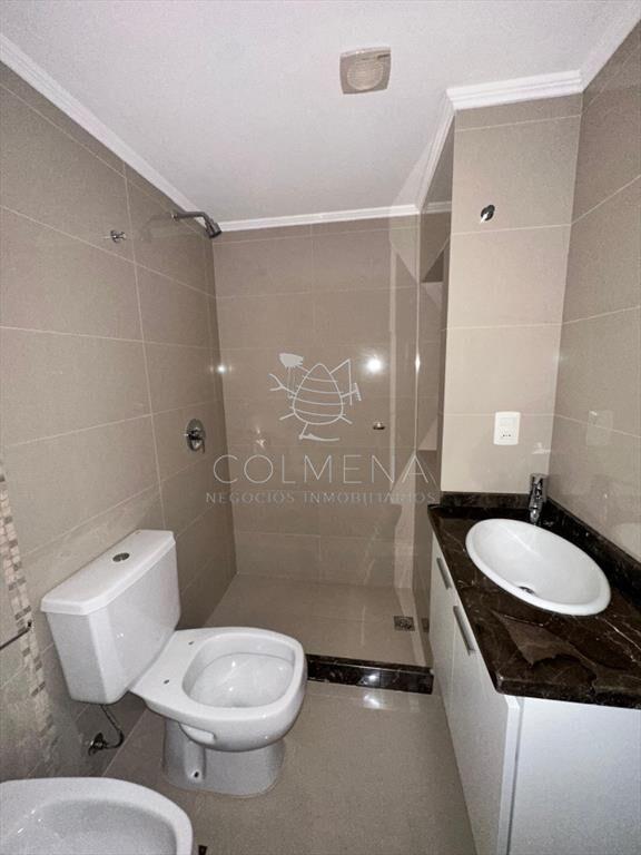 Moderno Apartamento de 2 dormitorios en Punta de