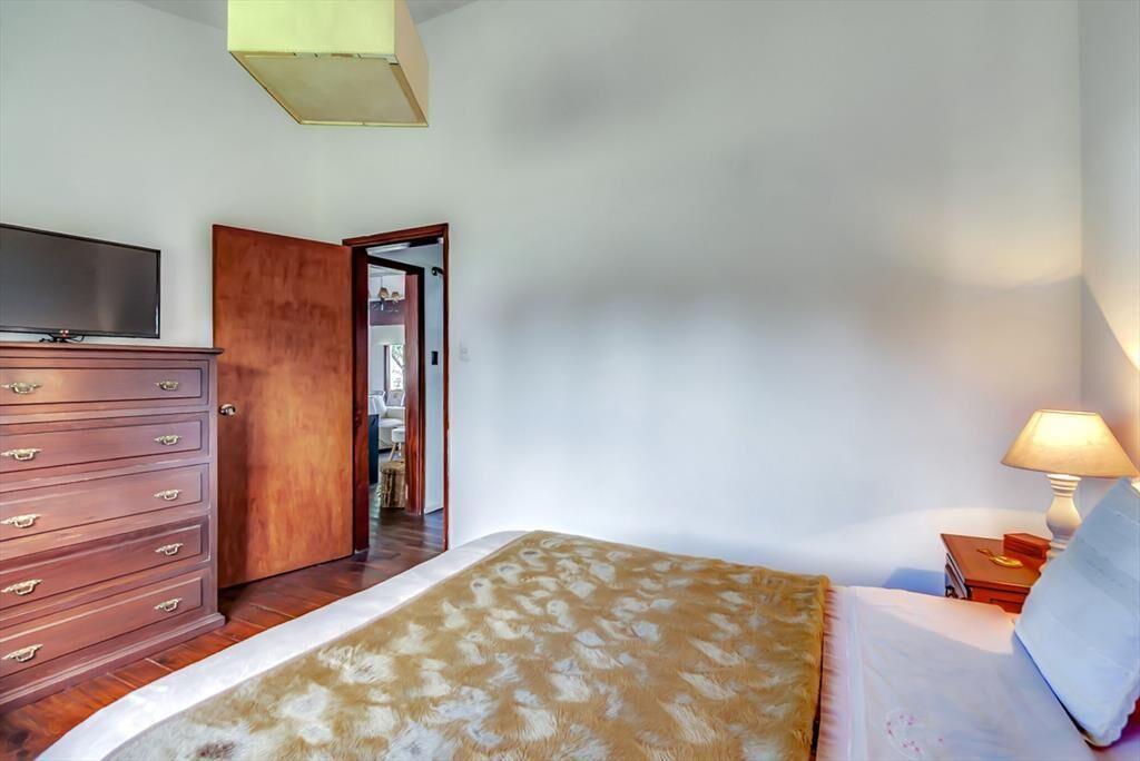 Se vende casa de 2 dormitorios en Playa Hermosa