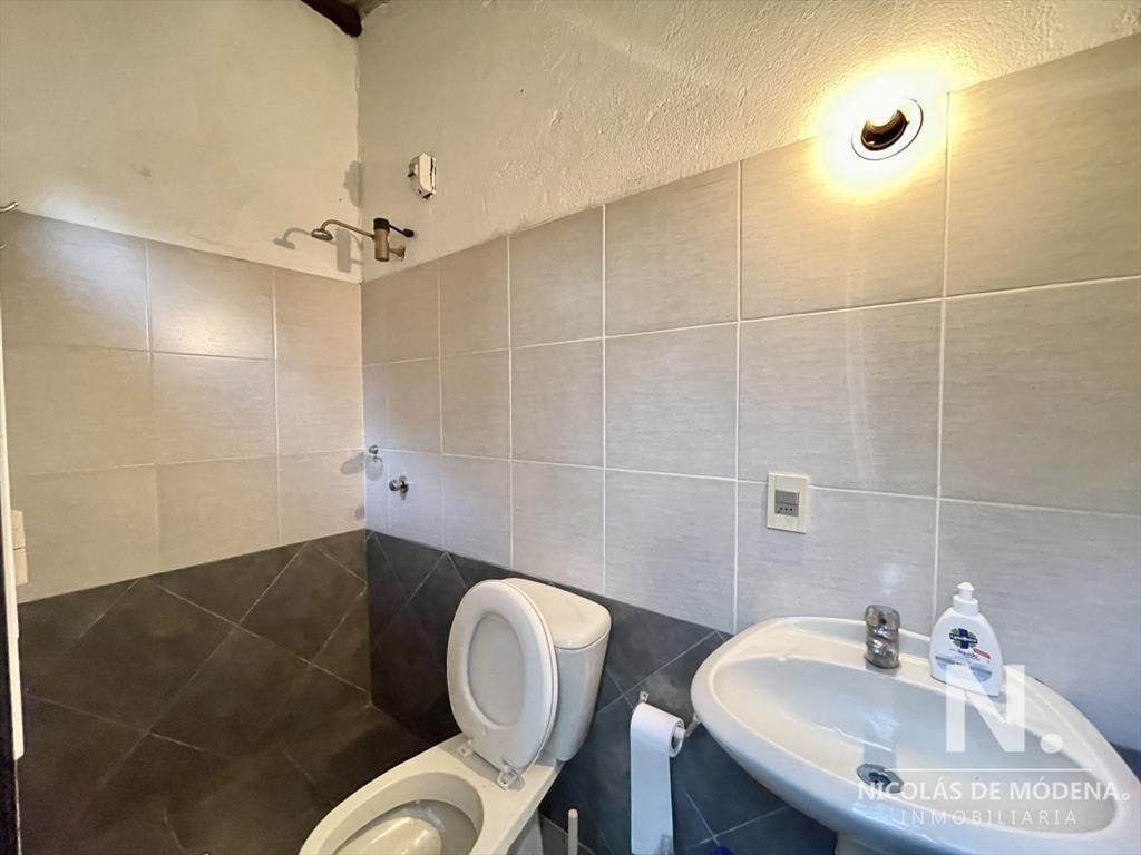 Venta Casa 3 dormitorios 2 baños - Propiedad horizontal -
