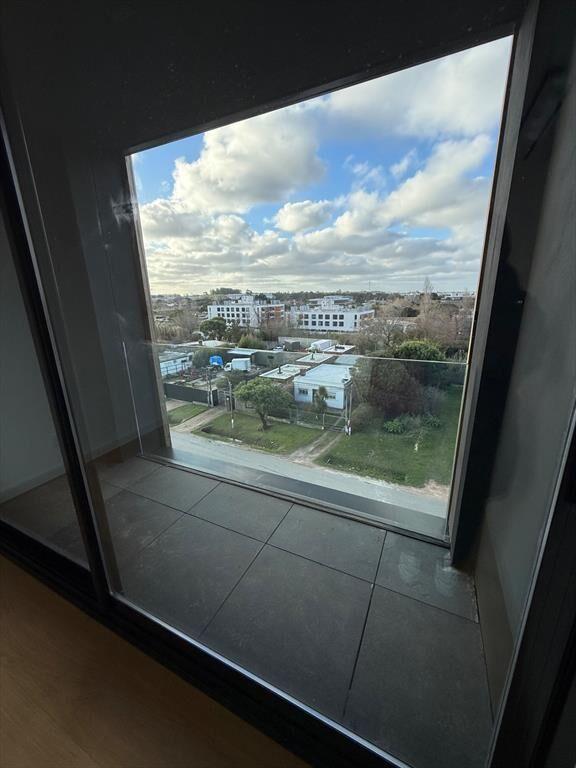 Alquiler apartamento 2 dormitorio Carrasco Brits