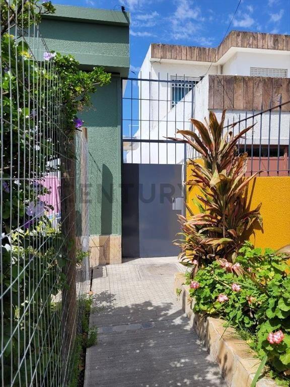 ALQUILER APARTAMENTO TIPO CASA, 2 DORMITORIOS, JARDÍN ANT...