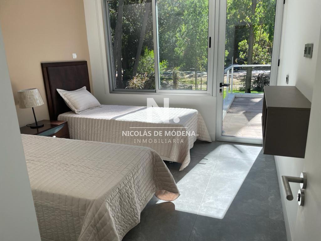 CASA EN VENTA EN SOLANAS