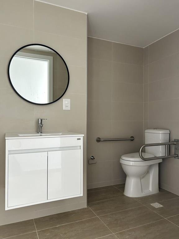 Venta apartamento 1 dormitorio con patio en Palermo a estre