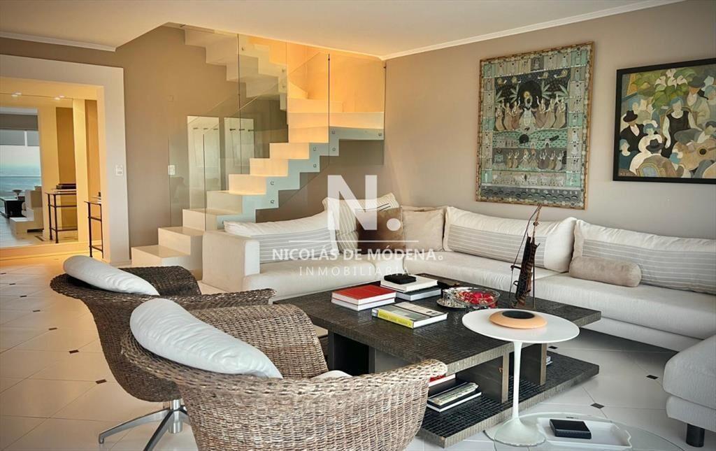 Espectacular Departamento en venta frente al mar,
