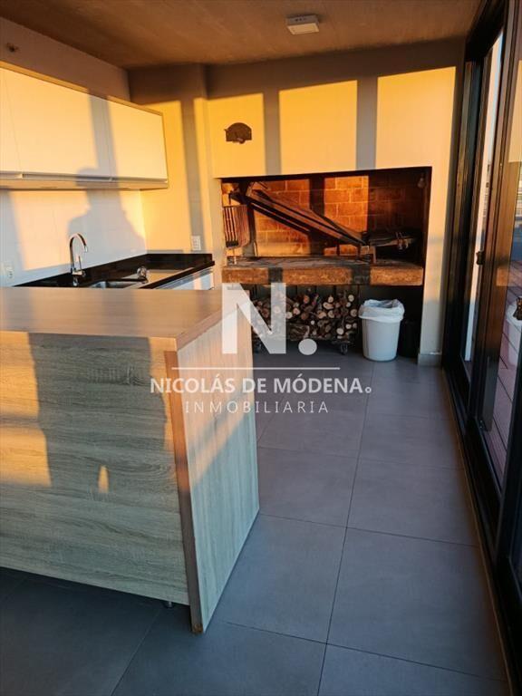 Apartamento en venta de 2 dormitorios y 2 baños,