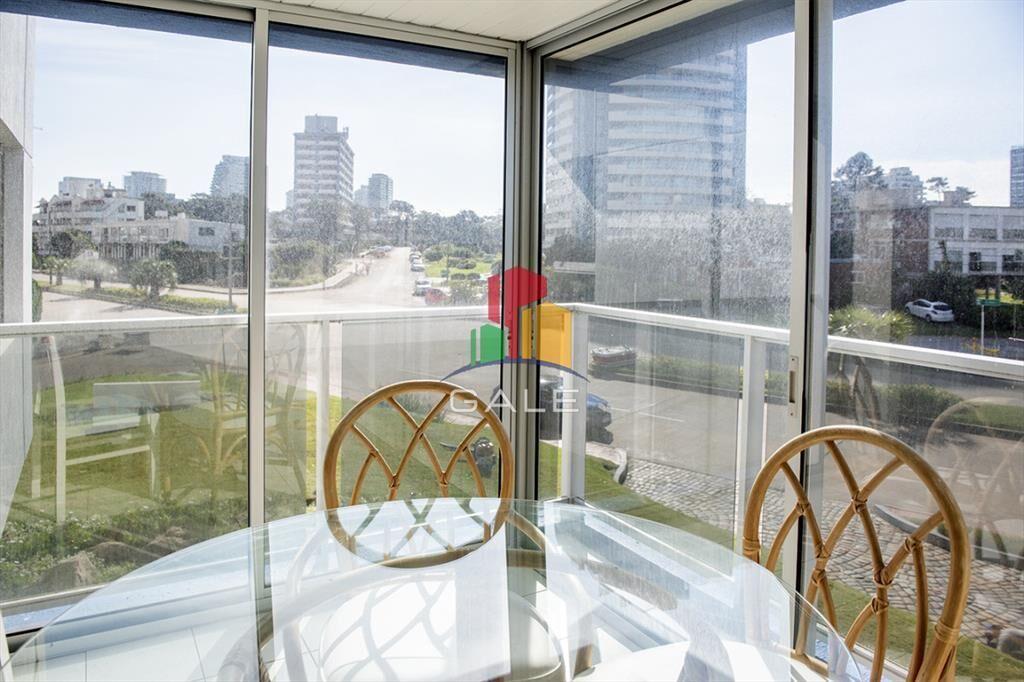 Vende departamento de 3 dormitorios en Ocean del