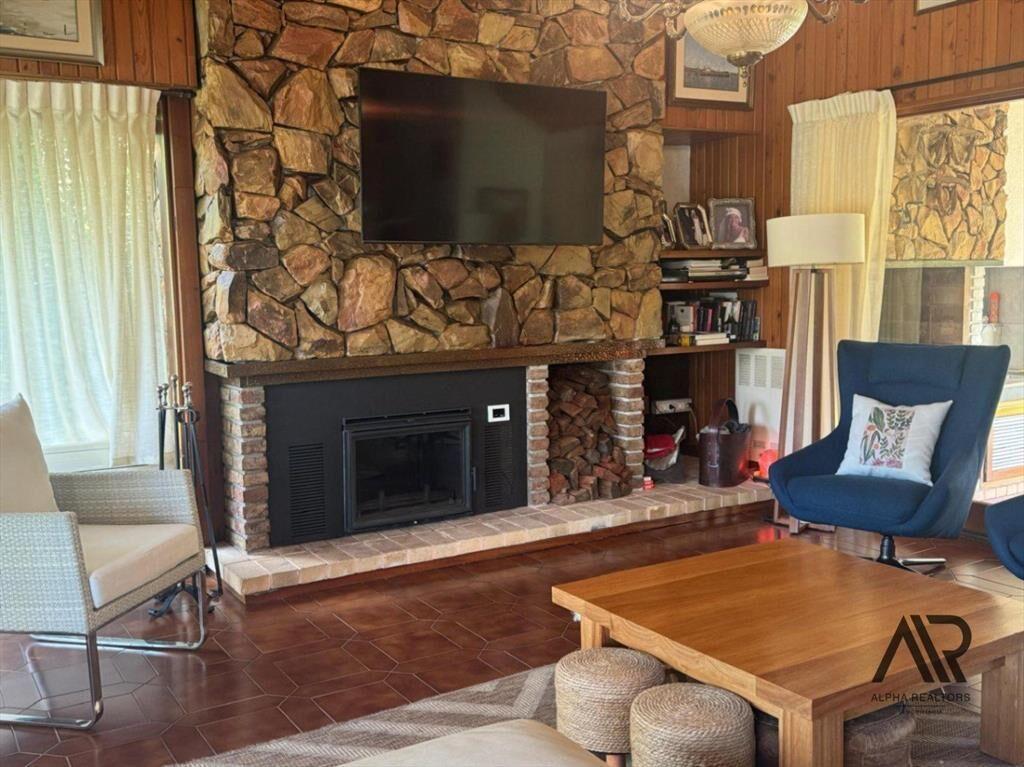 Casa en venta de 4 dormitorios en Playa Mansa