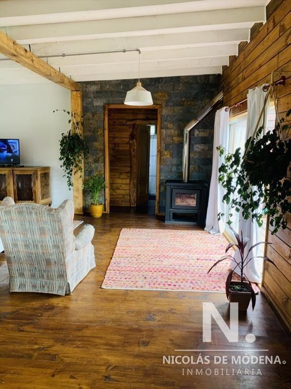 Casa en Venta a 50 metros del Mar, 4 dormitorios, Balneario