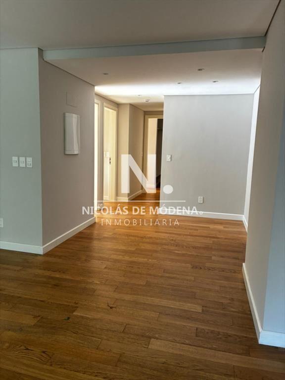 Venta Apartamento 3 Dormitorios con Cochera y Piscina en Ca