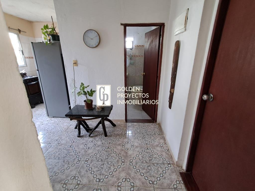 Casa en Venta Dos Dormitorios con Terreno y Cochera en Vill
