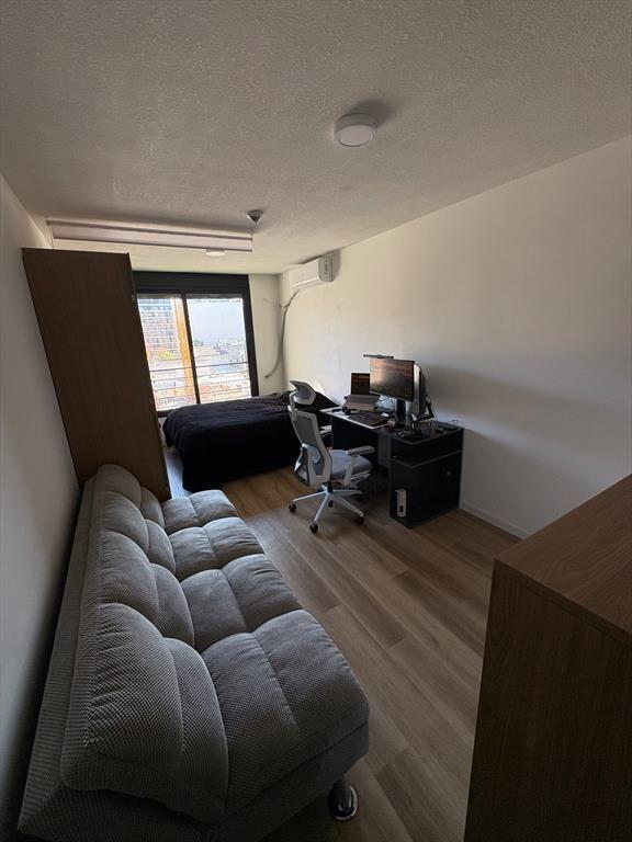 Apartamento En Alquiler En Cordón Monoambiente Muy Luminoso