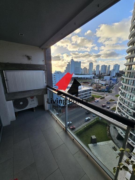 Hermoso apto en venta con parrillero propio