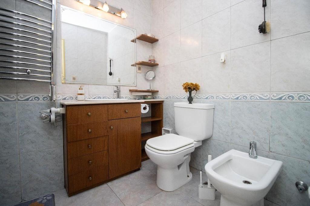 Venta apto 4 dormitorios, 3 baños y 2 cocheras
