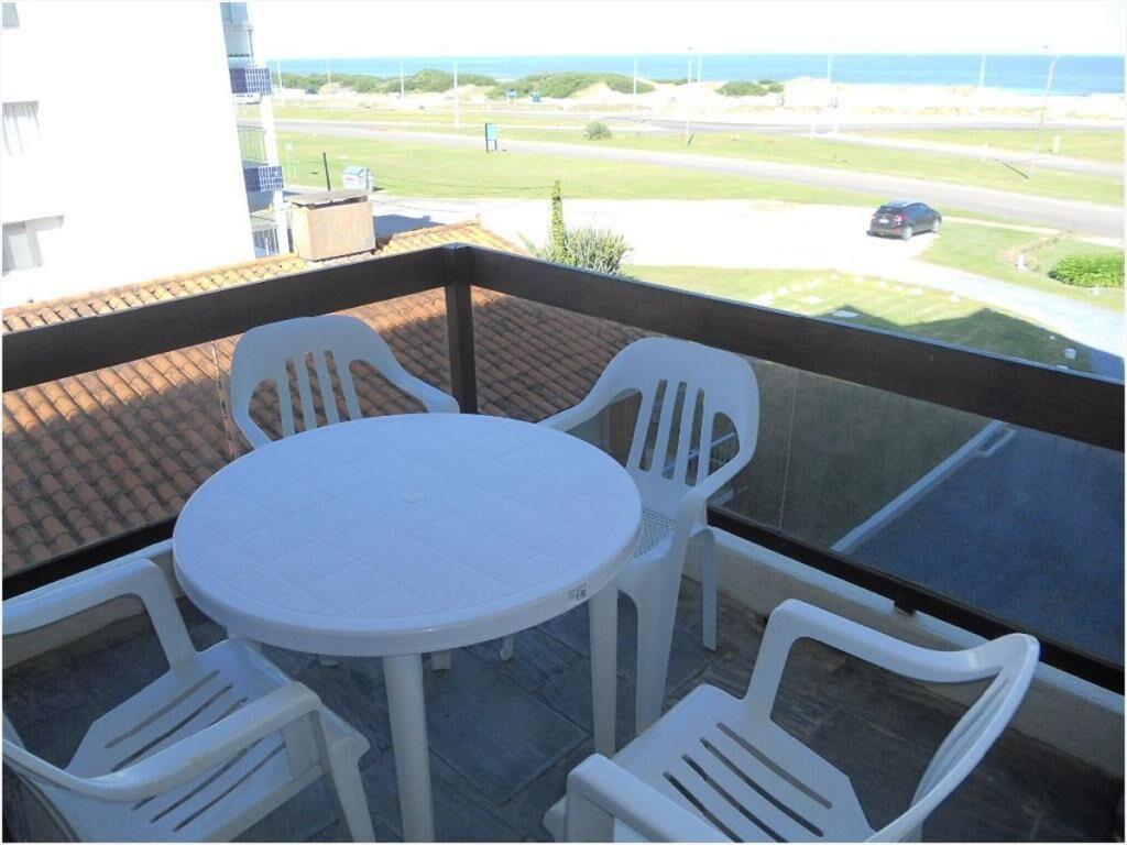 Apartamento frente a playa brava