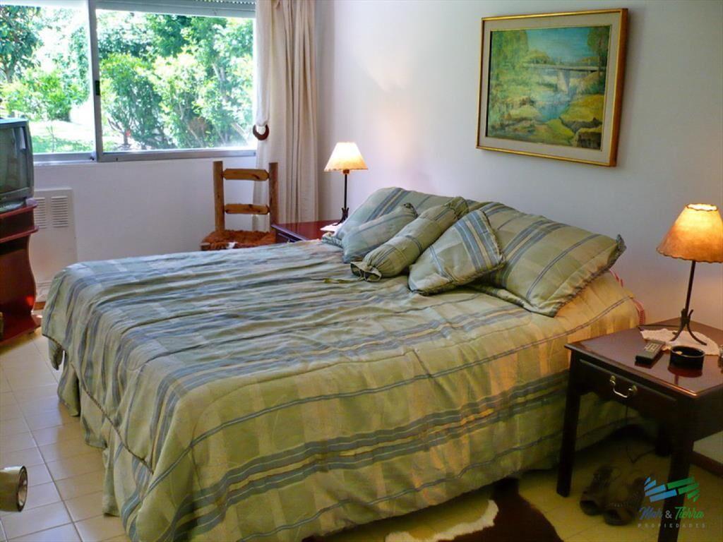 Vendo casa 3 dormitorios con piscina en RincÃ³n