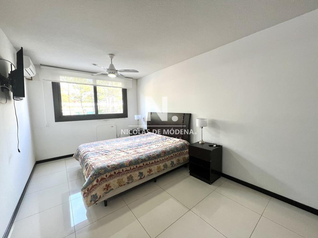 Apartamento en venta y alquiler de 3 Dormitorios