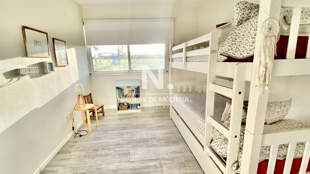 En venta chacra de 6 dormitorios en Laguna de los