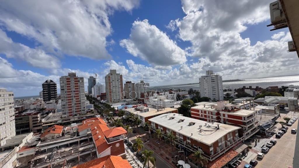 Apartamento en Peninsula, 1 dormitorios y medio