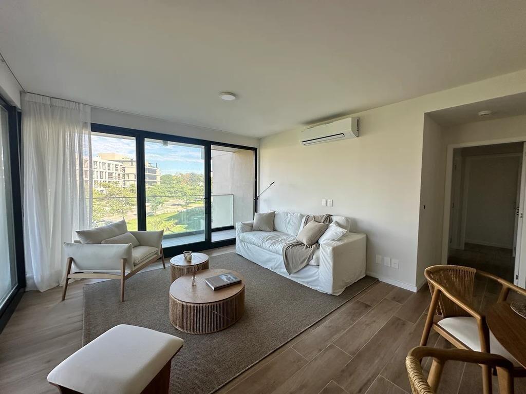 Venta Apartamento 2 Dormitorios 2 Baños Barrio Parques Carra