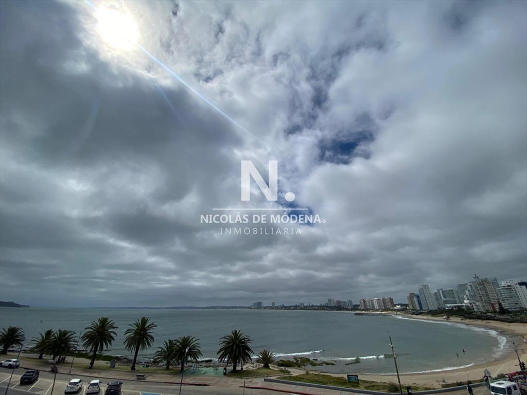 Vende apartamento con vista al mar de 3 Punta del