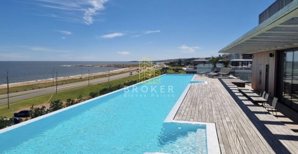 Venta apartamento 2 dormitorios punta del este mansa frente