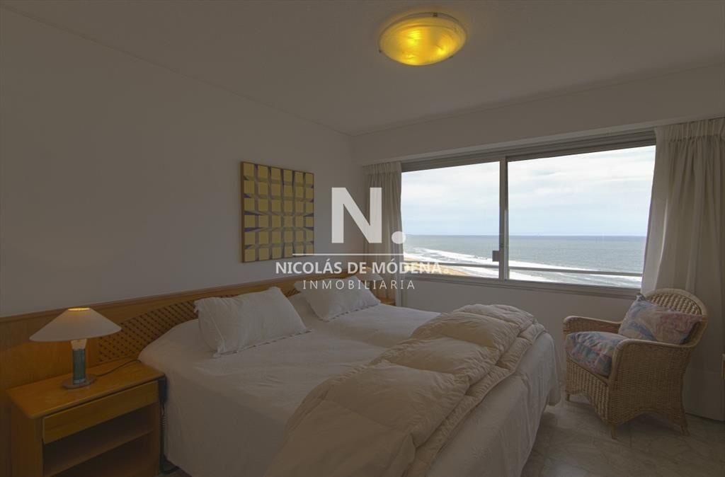 Esplendido departamento en venta ubicado en Brava