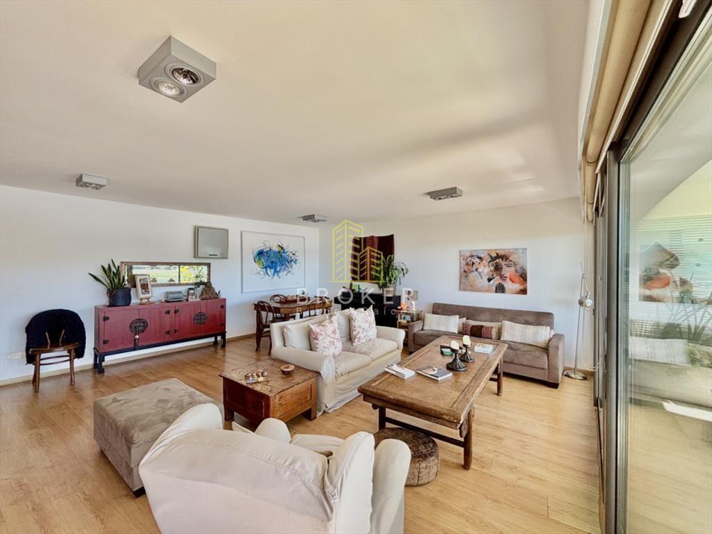 Venta apartamento 2 dormitorios punta del este parrillero e
