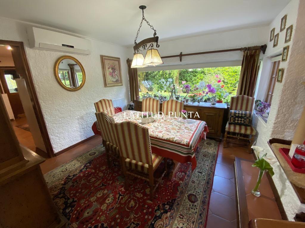 Casa en Pinares, 3 dormitorios más dependencia