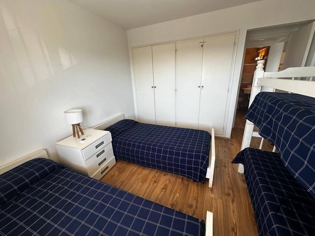 Apartamento en alquiler temporario c/ cochera en Península