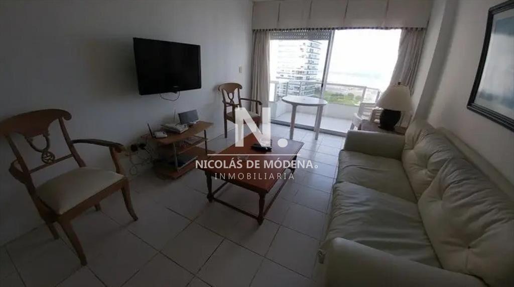 Apartamento en venta a cuadras del mar