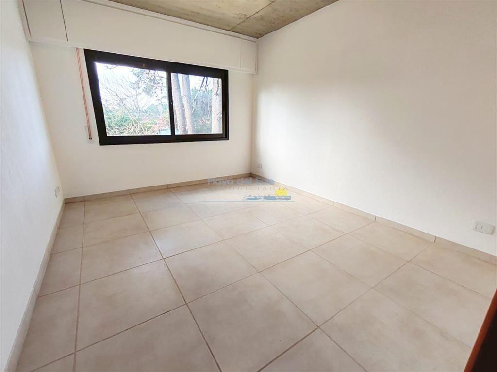 Moderna casa de 3 dormitorios en Pinares