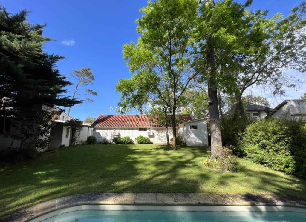 Casa en venta de 4 Dormitorios ubicada en Punta