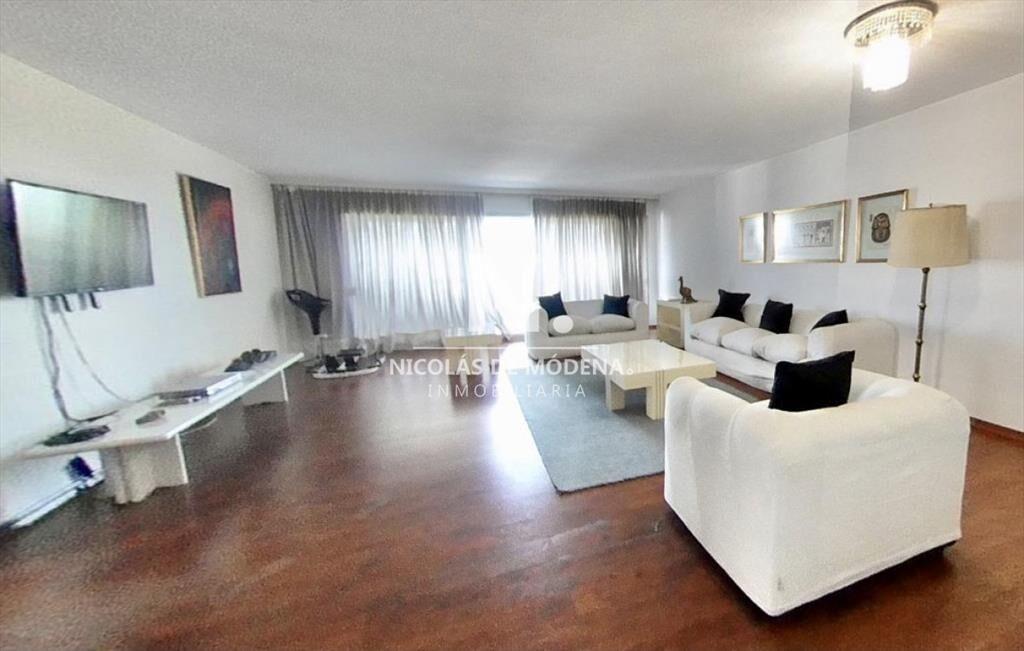Apartamento en venta en Roosevelt 3 dormitorios