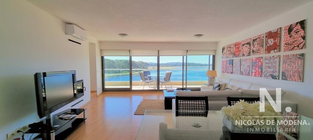Dúplex con Vista a la Laguna, 3 dormitorios, terraza con p