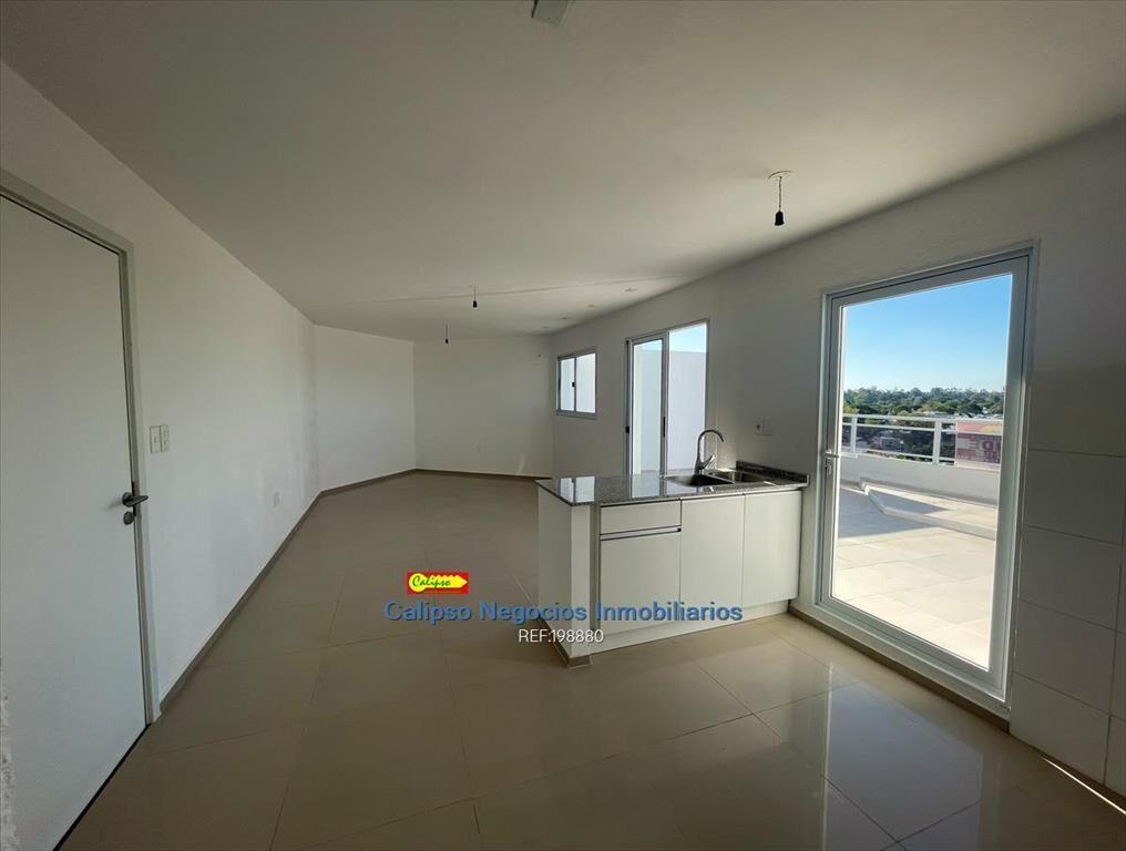 Venta con renta - Atlántida- Apartamento - 2 dormitorios -P