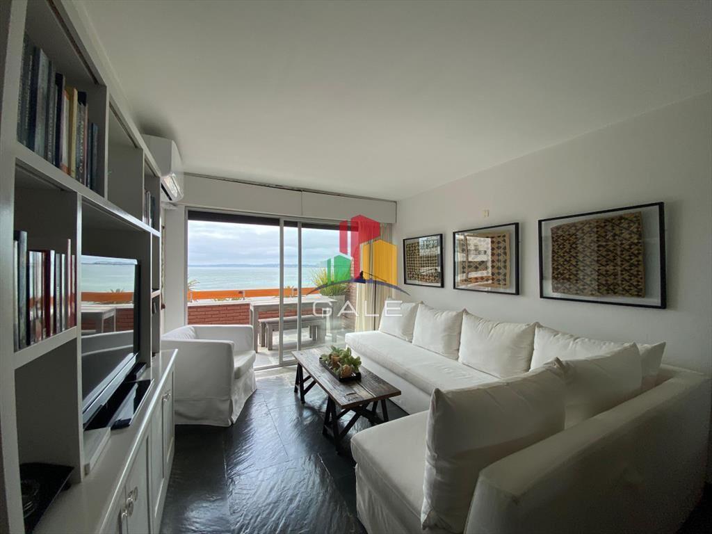 Vende apartamento con vista al mar de 3 Punta del