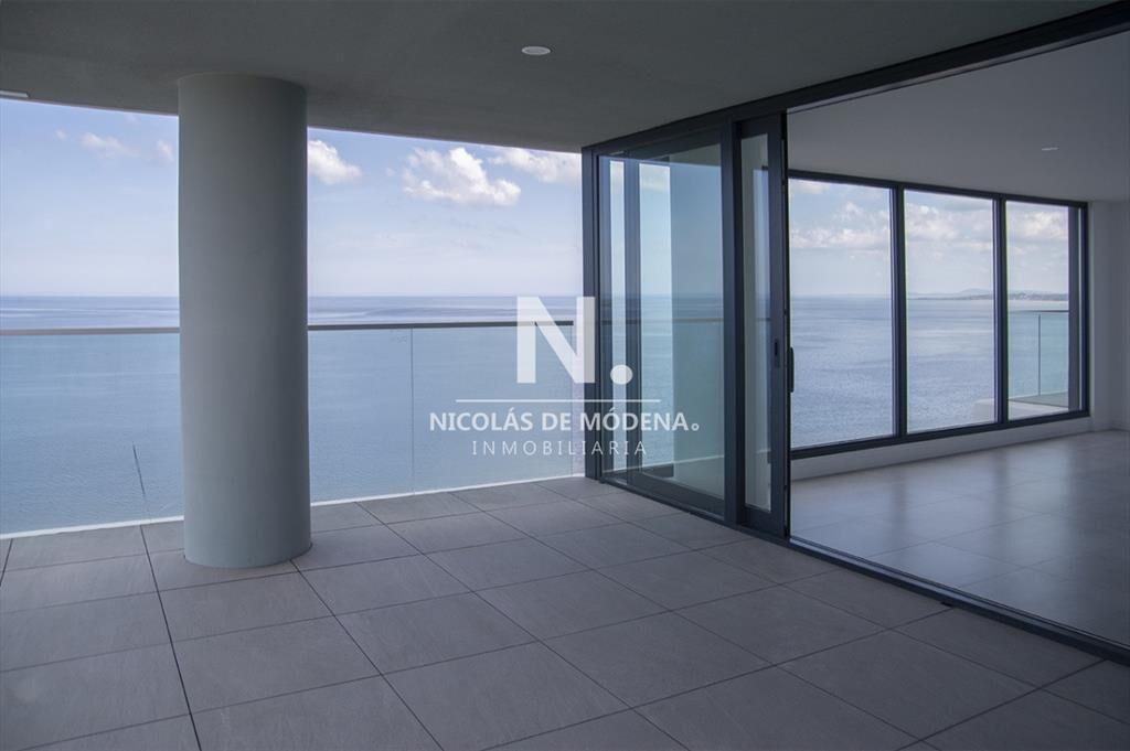 Hermoso Departamento esquinero en venta con vista