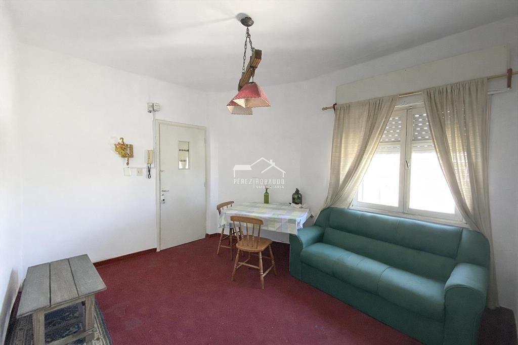 Venta apartamento 1 dormitorio alquilado. Malvín sobre Av.