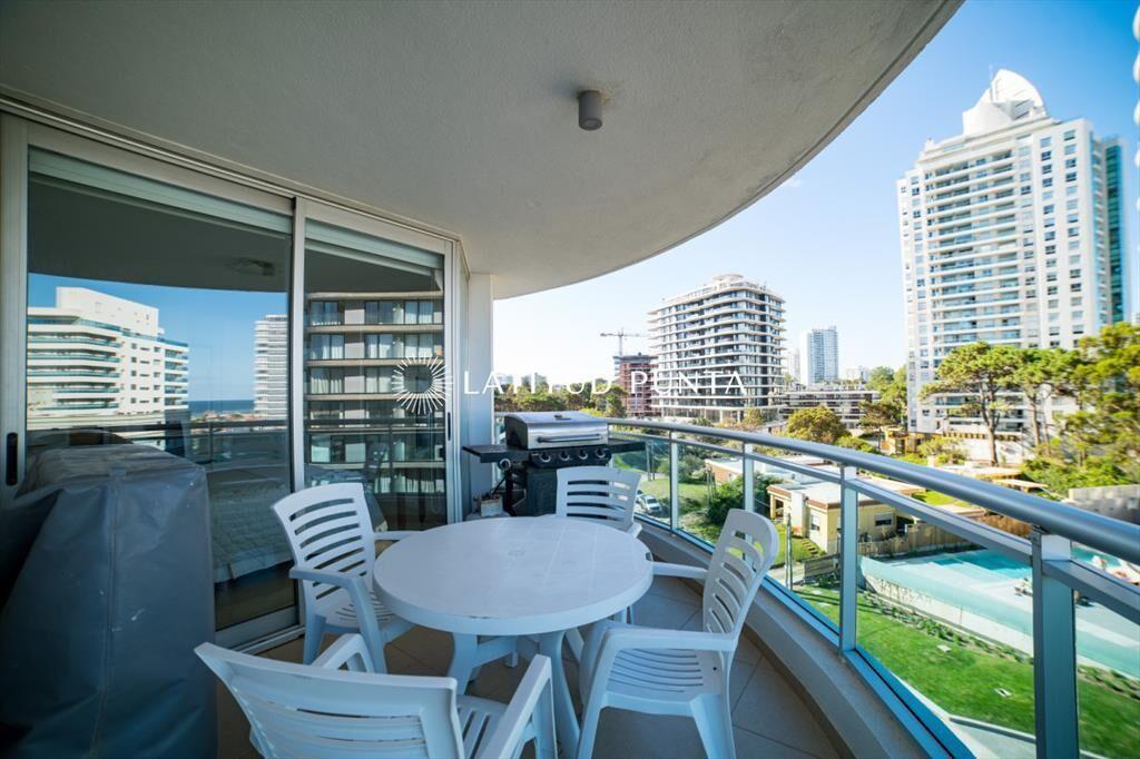 Apartamento en Brava, 3 dormitorios más