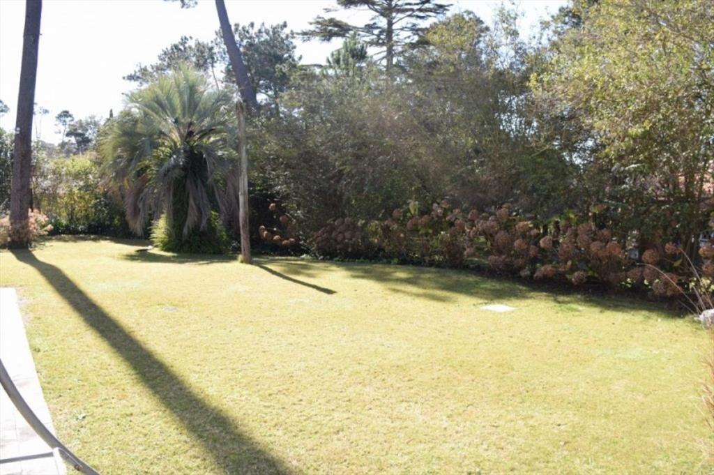 PRECIOSA CASA EN ZONA RESIDENCIAL