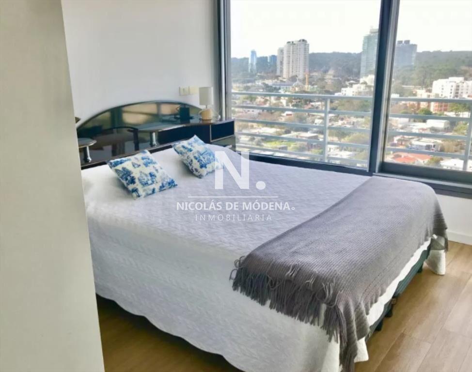 Venta de Apartamento 3 dormitorios en Playa Punta