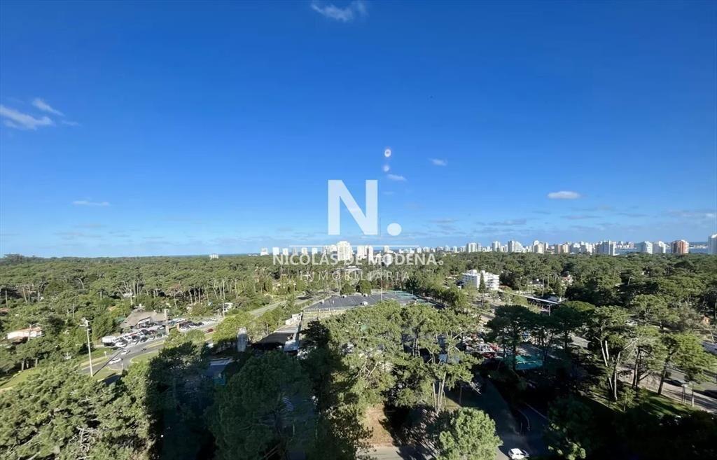 Apartamento en Venta de 3 dormitorios en Playa ,