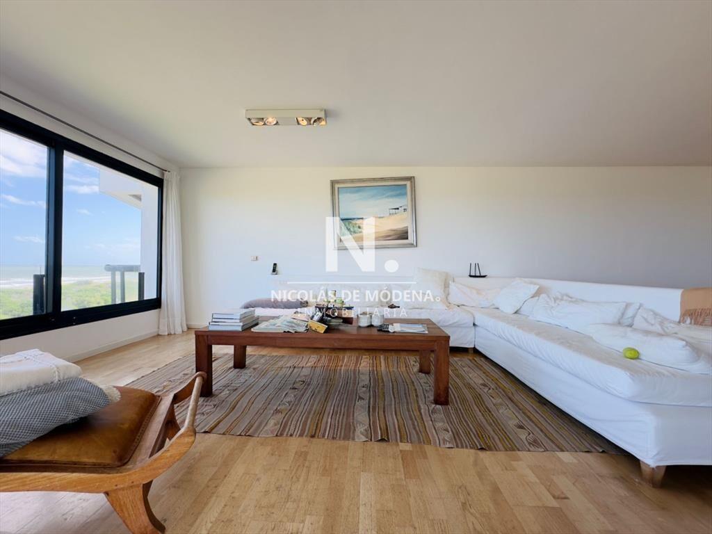 venta de apartamento pent house frente a playa