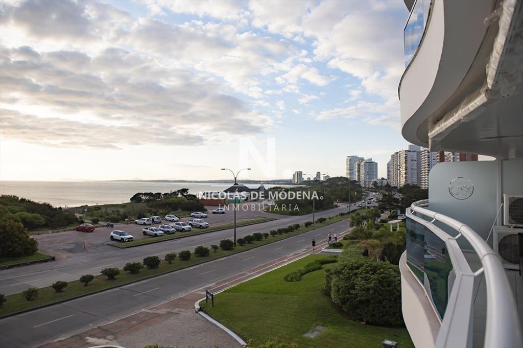 Departamento de 2 dormitorio, torre Millenium,